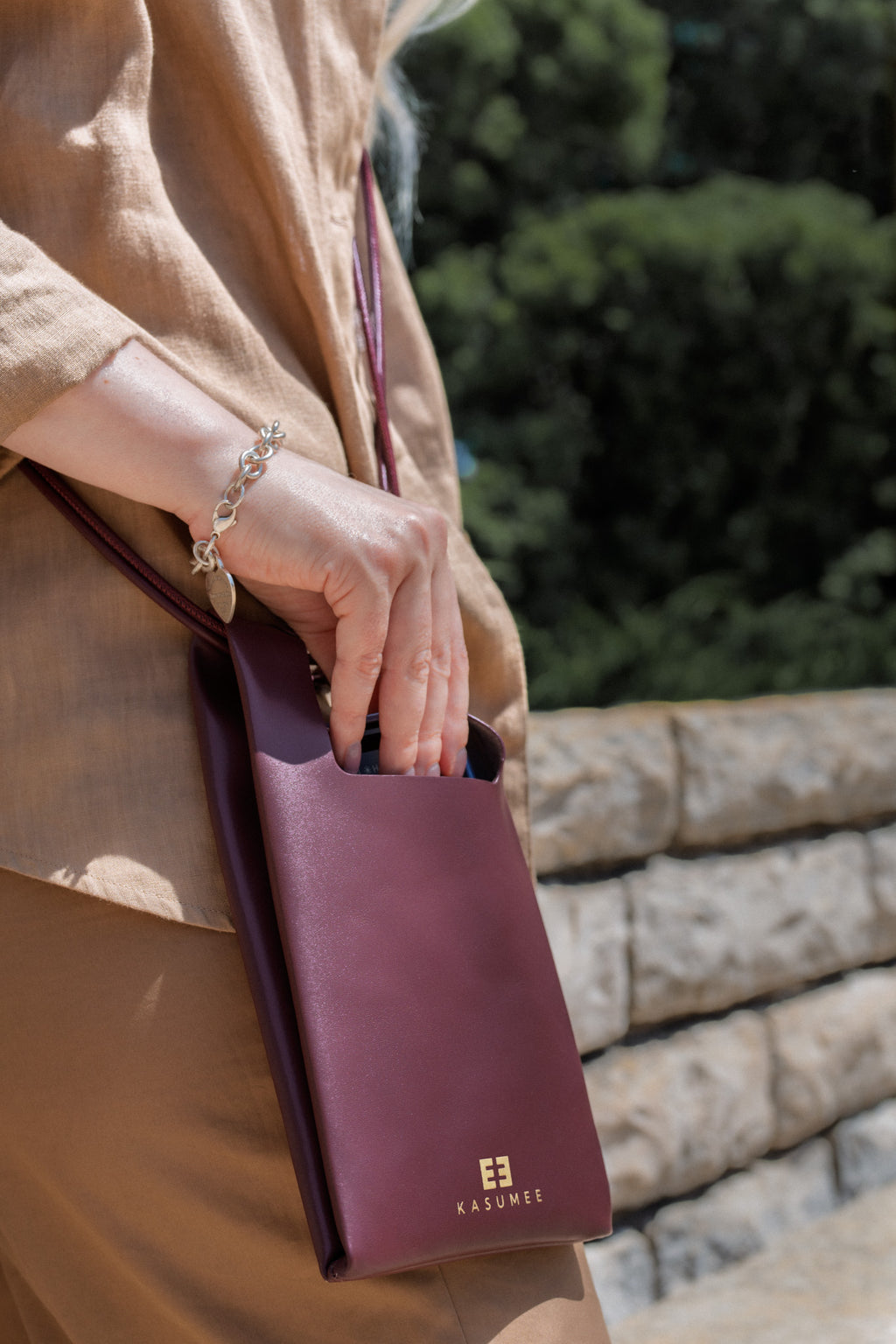 leather-crossbody-phone-purse-18