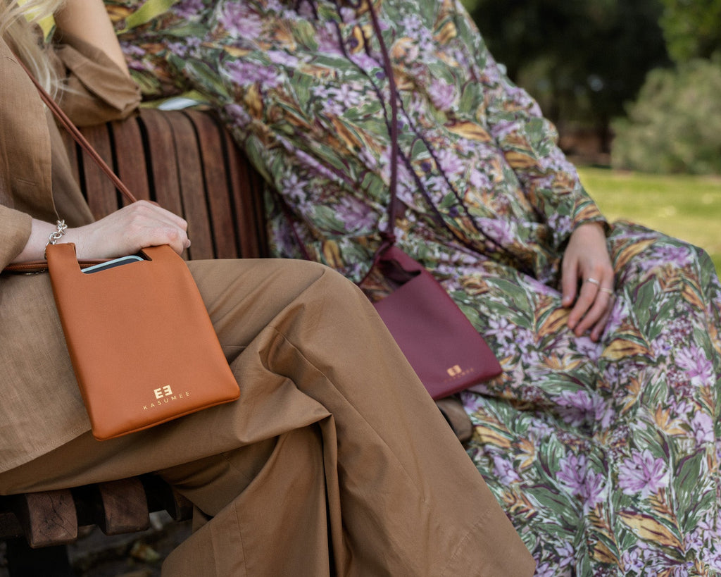 leather-crossbody-phone-purse-9